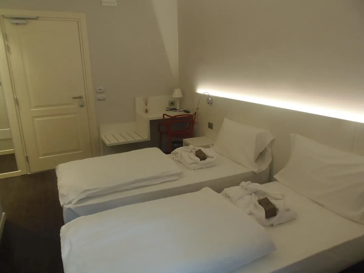 Albergo Dongo Hotel